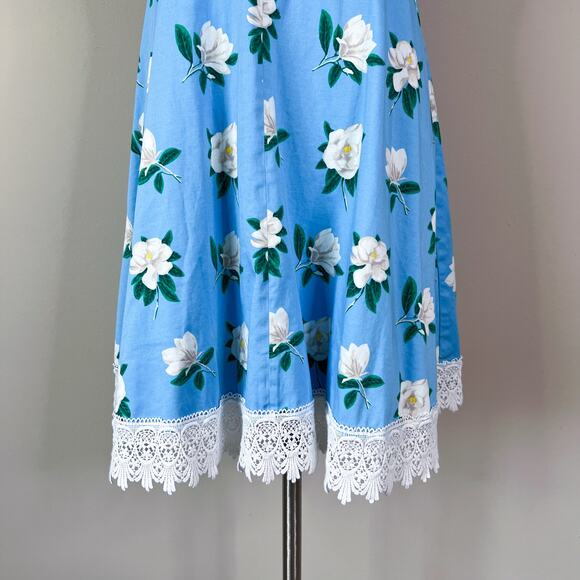 Draper James | Magnolia Love Blue Floral Fit Flare Lace Hem Preppy Dress 8 EUC - Picture 4 of 10